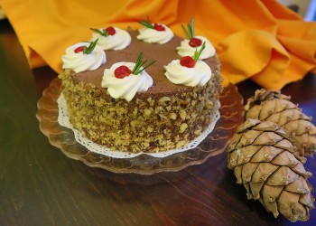 Торт "Вишня в шоколаде" беглютеновый - - медоваялавка.рф