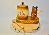 Бочка под мед с медведем на площадке 0,5кг - купить в Екатеринбурге